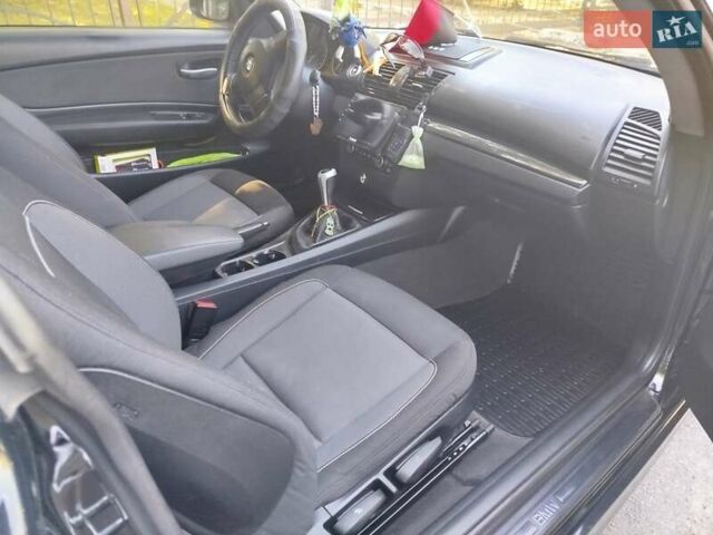 Черный БМВ 1 Серия, объемом двигателя 2 л и пробегом 227 тыс. км за 6200 $, фото 6 на Automoto.ua