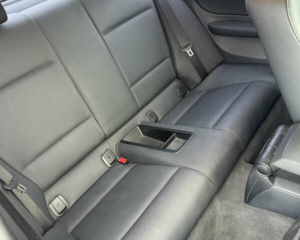 Черный БМВ 1 Серия, объемом двигателя 2 л и пробегом 240 тыс. км за 9500 $, фото 11 на Automoto.ua