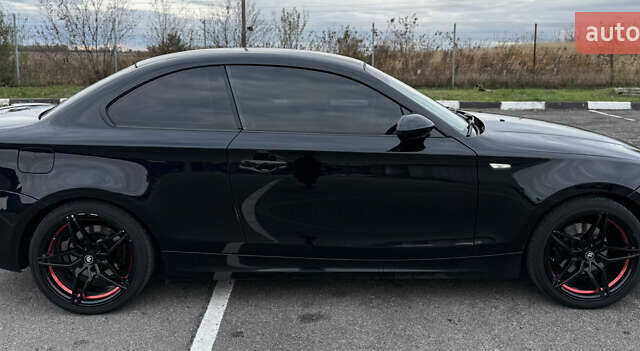 Черный БМВ 1 Серия, объемом двигателя 2 л и пробегом 240 тыс. км за 9500 $, фото 7 на Automoto.ua