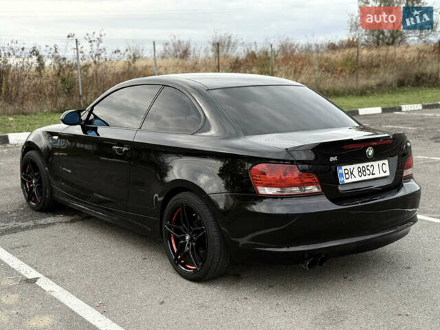 Черный БМВ 1 Серия, объемом двигателя 2 л и пробегом 240 тыс. км за 9500 $, фото 6 на Automoto.ua