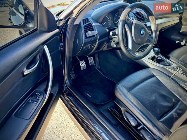 Черный БМВ 1 Серия, объемом двигателя 2 л и пробегом 282 тыс. км за 7400 $, фото 9 на Automoto.ua