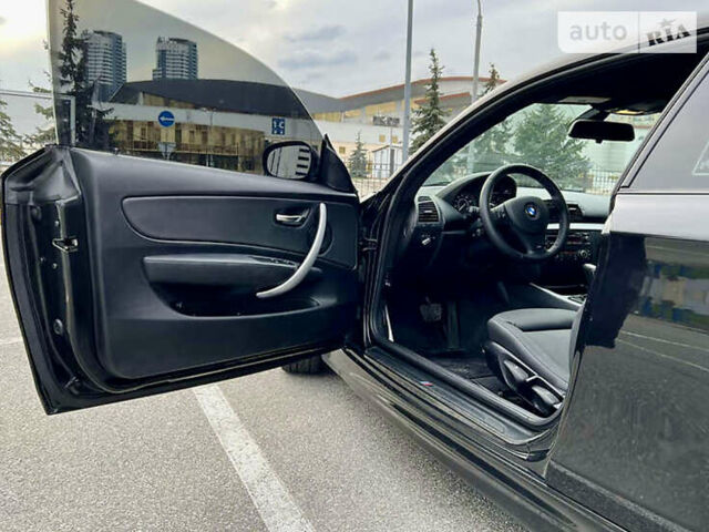 Чорний БМВ 1 Серія, об'ємом двигуна 3 л та пробігом 232 тис. км за 8400 $, фото 8 на Automoto.ua