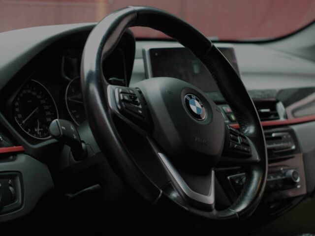 Черный БМВ 1 Серия, объемом двигателя 2 л и пробегом 210 тыс. км за 19660 $, фото 8 на Automoto.ua