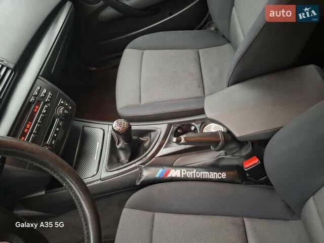 Коричневий БМВ 1 Серія, об'ємом двигуна 2 л та пробігом 342 тис. км за 5300 $, фото 42 на Automoto.ua