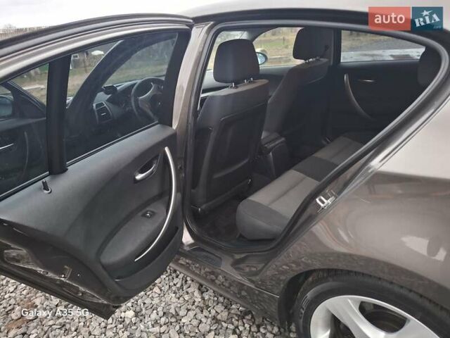 Коричневий БМВ 1 Серія, об'ємом двигуна 2 л та пробігом 342 тис. км за 5300 $, фото 40 на Automoto.ua