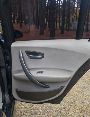 БМВ 1 Серия 2005 в Вараш (Кузнецовск) на Automoto.ua Коричневый БМВ 1 Серия, объемом двигателя 2 л и пробегом 204 тыс. км за 7500 $, фото 10 на Automoto.ua