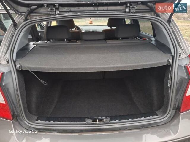 Коричневий БМВ 1 Серія, об'ємом двигуна 2 л та пробігом 342 тис. км за 5300 $, фото 28 на Automoto.ua