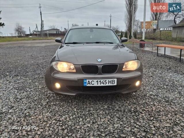Коричневий БМВ 1 Серія, об'ємом двигуна 2 л та пробігом 342 тис. км за 5300 $, фото 19 на Automoto.ua