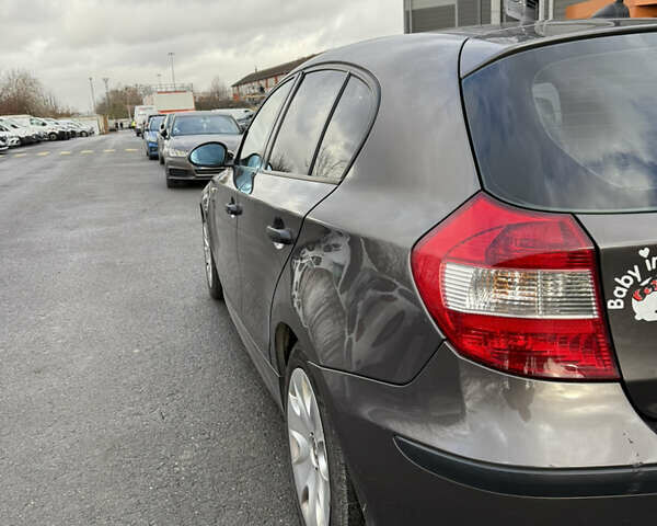 Коричневый БМВ 1 Серия, объемом двигателя 1.8 л и пробегом 300 тыс. км за 3800 $, фото 6 на Automoto.ua