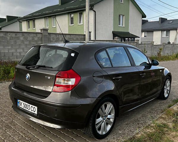 Коричневый БМВ 1 Серия, объемом двигателя 2 л и пробегом 193 тыс. км за 7000 $, фото 5 на Automoto.ua