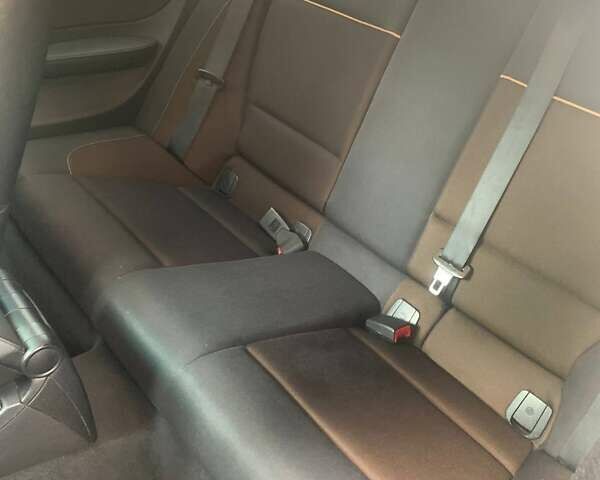 Коричневый БМВ 1 Серия, объемом двигателя 2 л и пробегом 283 тыс. км за 10000 $, фото 5 на Automoto.ua