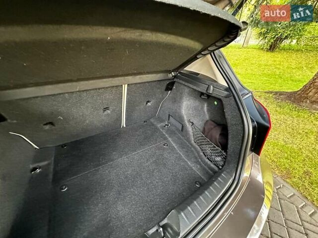 Коричневый БМВ 1 Серия, объемом двигателя 2 л и пробегом 207 тыс. км за 12200 $, фото 4 на Automoto.ua