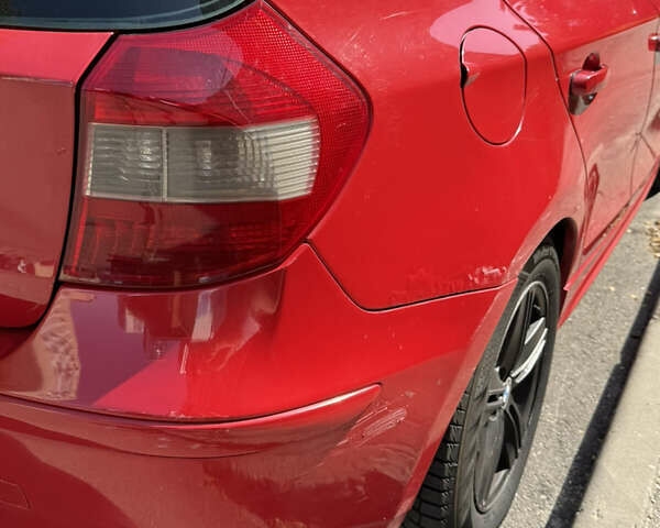 Червоний БМВ 1 Серія, об'ємом двигуна 1.6 л та пробігом 260 тис. км за 5000 $, фото 13 на Automoto.ua