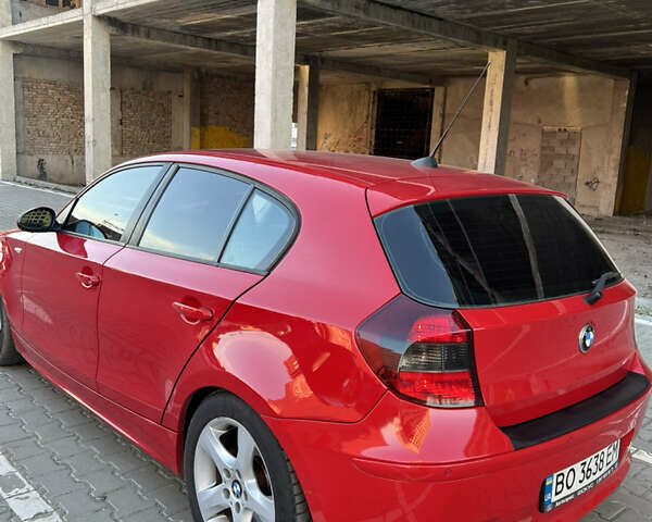 Красный БМВ 1 Серия, объемом двигателя 2 л и пробегом 295 тыс. км за 6800 $, фото 12 на Automoto.ua