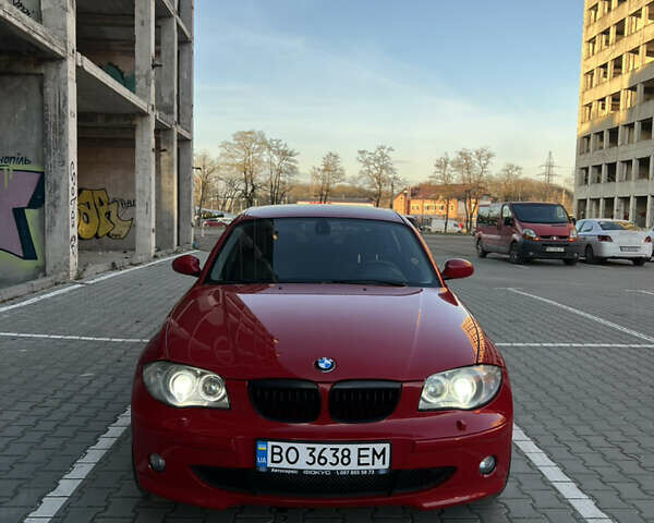 Красный БМВ 1 Серия, объемом двигателя 2 л и пробегом 295 тыс. км за 6800 $, фото 9 на Automoto.ua