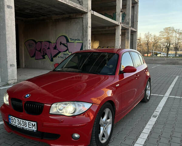 Красный БМВ 1 Серия, объемом двигателя 2 л и пробегом 295 тыс. км за 6800 $, фото 13 на Automoto.ua