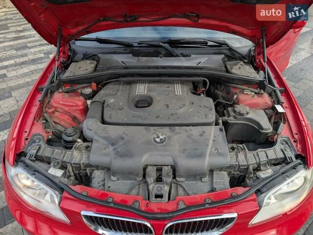 Красный БМВ 1 Серия, объемом двигателя 2 л и пробегом 310 тыс. км за 7200 $, фото 11 на Automoto.ua