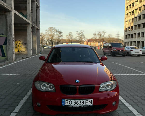 Красный БМВ 1 Серия, объемом двигателя 2 л и пробегом 295 тыс. км за 6800 $, фото 7 на Automoto.ua