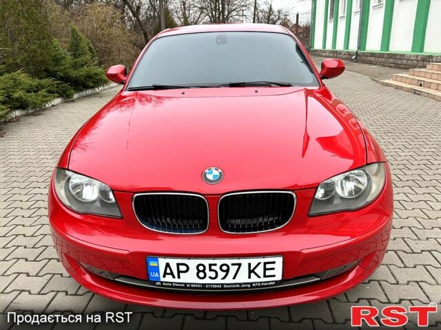 Красный БМВ 1 Серия, объемом двигателя 20 л и пробегом 211 тыс. км за 7900 $, фото 8 на Automoto.ua