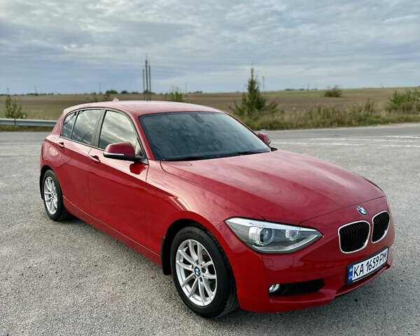 Красный БМВ 1 Серия, объемом двигателя 1.6 л и пробегом 125 тыс. км за 10500 $, фото 2 на Automoto.ua