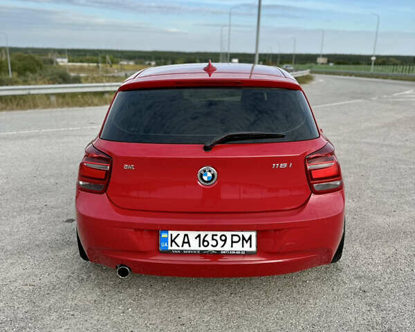Красный БМВ 1 Серия, объемом двигателя 1.6 л и пробегом 125 тыс. км за 10500 $, фото 5 на Automoto.ua