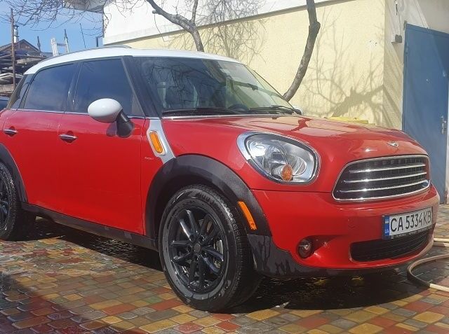 Красный БМВ 1 Серия, объемом двигателя 1.6 л и пробегом 78 тыс. км за 11000 $, фото 6 на Automoto.ua