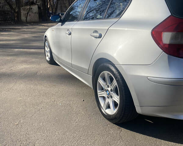 БМВ 1 Серія, об'ємом двигуна 2 л та пробігом 232 тис. км за 6100 $, фото 1 на Automoto.ua