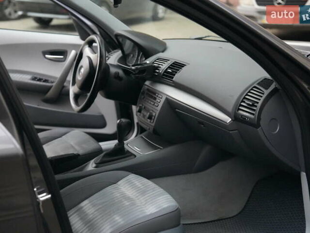 БМВ 1 Серия, объемом двигателя 2 л и пробегом 149 тыс. км за 7000 $, фото 4 на Automoto.ua