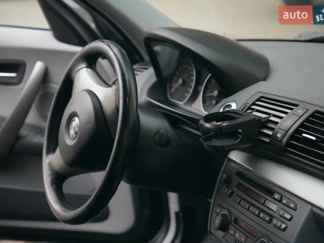 БМВ 1 Серия, объемом двигателя 2 л и пробегом 149 тыс. км за 7000 $, фото 3 на Automoto.ua