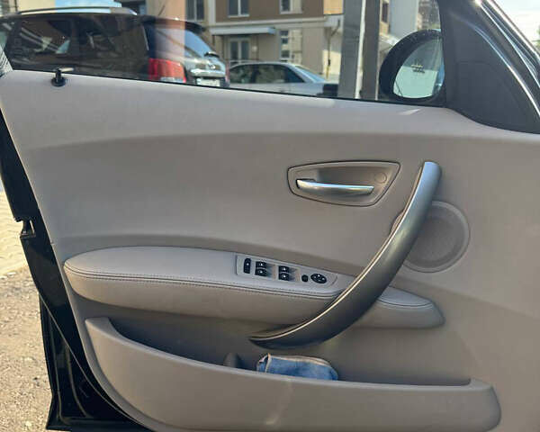 БМВ 1 Серія, об'ємом двигуна 2 л та пробігом 360 тис. км за 4500 $, фото 5 на Automoto.ua