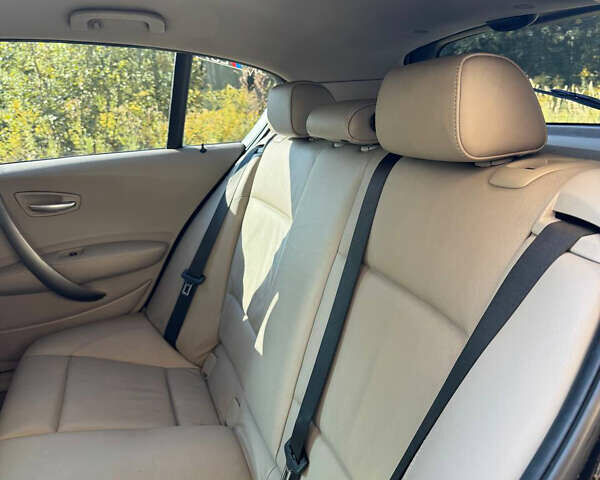 БМВ 1 Серія, об'ємом двигуна 2 л та пробігом 360 тис. км за 4500 $, фото 2 на Automoto.ua