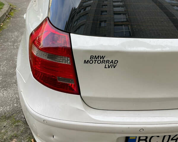 БМВ 1 Серія, об'ємом двигуна 2 л та пробігом 198 тис. км за 4699 $, фото 5 на Automoto.ua