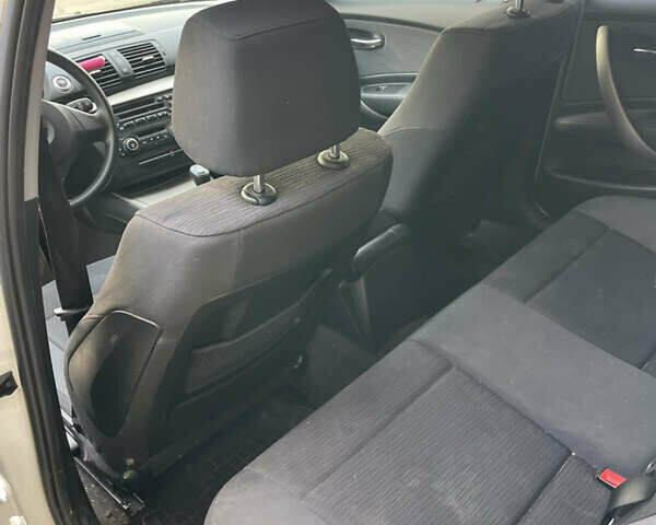 БМВ 1 Серія, об'ємом двигуна 2 л та пробігом 198 тис. км за 4699 $, фото 8 на Automoto.ua
