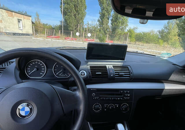 БМВ 1 Серія, об'ємом двигуна 2 л та пробігом 220 тис. км за 6300 $, фото 7 на Automoto.ua