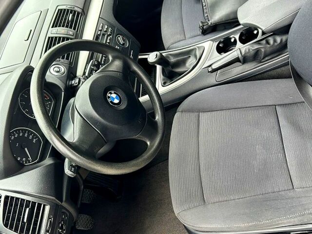 БМВ 1 Серія, об'ємом двигуна 2 л та пробігом 185 тис. км за 8700 $, фото 2 на Automoto.ua