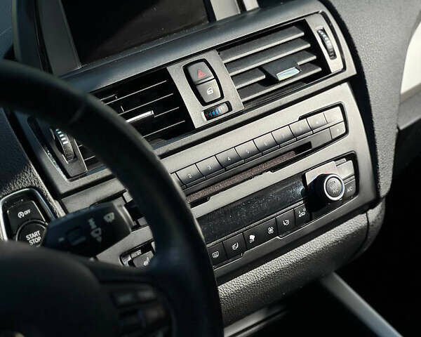 БМВ 1 Серия, объемом двигателя 2 л и пробегом 120 тыс. км за 14416 $, фото 6 на Automoto.ua