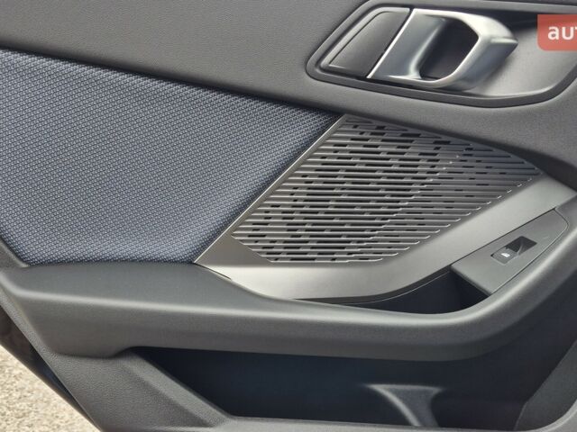 БМВ 1 Серия, объемом двигателя 1.5 л и пробегом 0 тыс. км за 32017 $, фото 11 на Automoto.ua