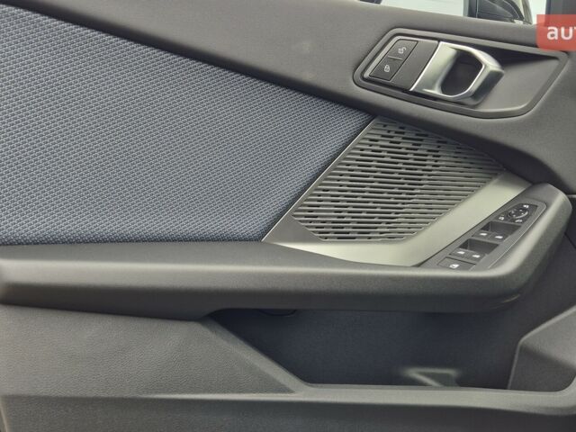 БМВ 1 Серия, объемом двигателя 1.5 л и пробегом 0 тыс. км за 32017 $, фото 12 на Automoto.ua