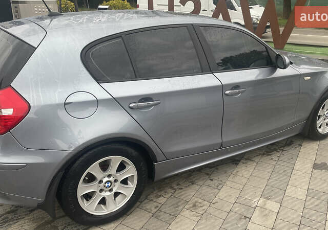 Серый БМВ 1 Серия, объемом двигателя 2 л и пробегом 283 тыс. км за 6300 $, фото 3 на Automoto.ua