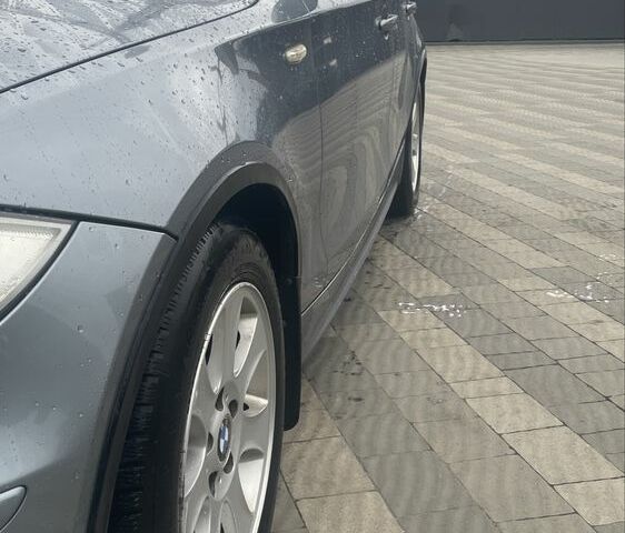 Серый БМВ 1 Серия, объемом двигателя 2 л и пробегом 274 тыс. км за 5700 $, фото 10 на Automoto.ua