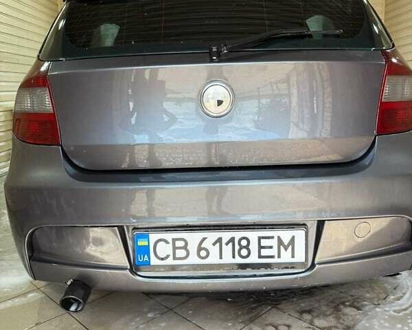 Сірий БМВ 1 Серія, об'ємом двигуна 2 л та пробігом 320 тис. км за 4700 $, фото 5 на Automoto.ua