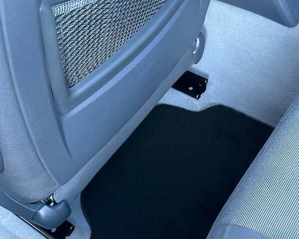 Серый БМВ 1 Серия, объемом двигателя 1.6 л и пробегом 238 тыс. км за 6400 $, фото 17 на Automoto.ua