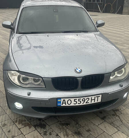 Серый БМВ 1 Серия, объемом двигателя 2 л и пробегом 283 тыс. км за 6300 $, фото 5 на Automoto.ua