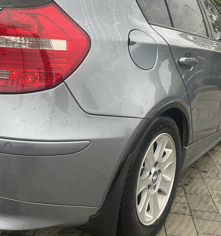 Серый БМВ 1 Серия, объемом двигателя 2 л и пробегом 283 тыс. км за 6300 $, фото 8 на Automoto.ua