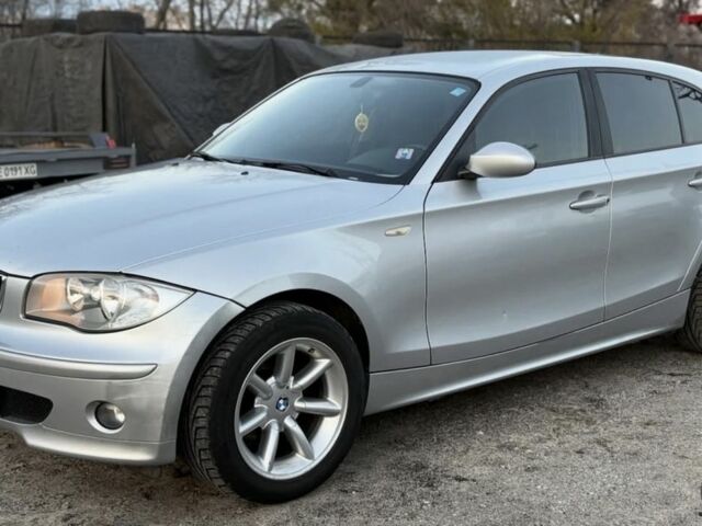 Серый БМВ 1 Серия, объемом двигателя 1.6 л и пробегом 211 тыс. км за 5800 $, фото 2 на Automoto.ua