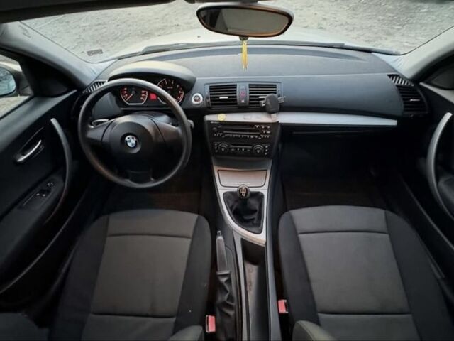 Серый БМВ 1 Серия, объемом двигателя 1.6 л и пробегом 211 тыс. км за 5800 $, фото 4 на Automoto.ua