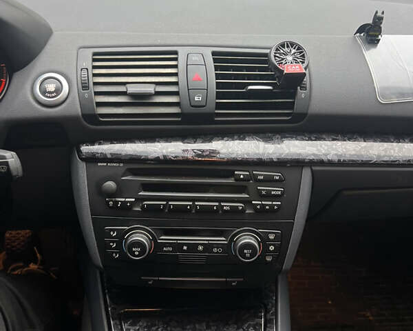 Серый БМВ 1 Серия, объемом двигателя 2 л и пробегом 311 тыс. км за 4600 $, фото 6 на Automoto.ua