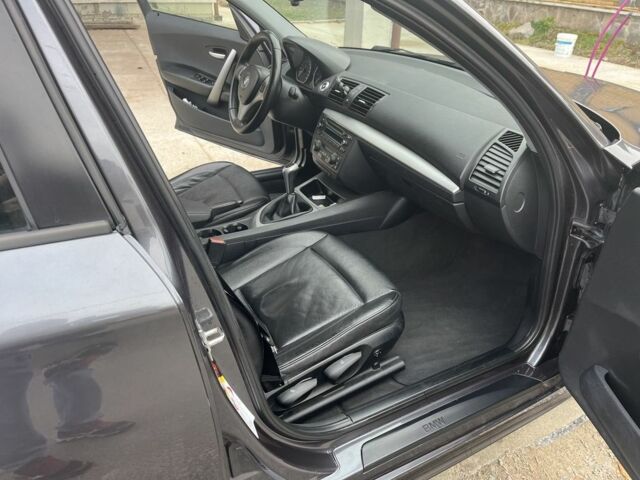 Сірий БМВ 1 Серія, об'ємом двигуна 2 л та пробігом 260 тис. км за 5700 $, фото 5 на Automoto.ua