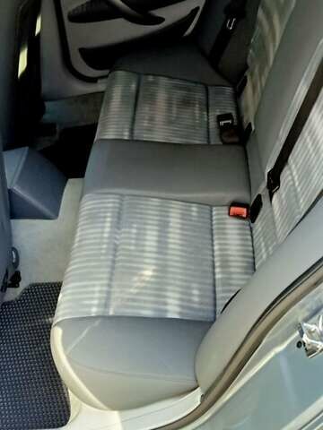 Серый БМВ 1 Серия, объемом двигателя 1.6 л и пробегом 163 тыс. км за 6700 $, фото 14 на Automoto.ua