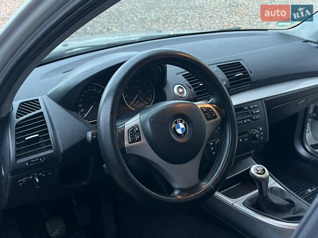 БМВ 1 Серия 2005 в Харькове на Automoto.ua Серый БМВ 1 Серия, объемом двигателя 1.6 л и пробегом 348 тыс. км за 4500 $, фото 9 на Automoto.ua